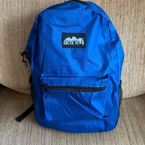 NWT Arctic Star backpack blue w/ front pocket zip padded back mesh side pockets